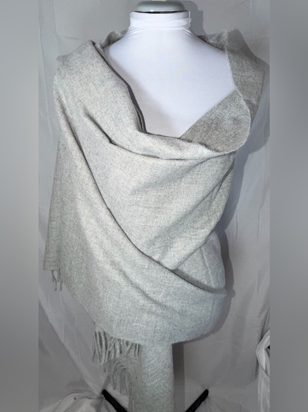 Liz Claiborne Light Gray Wrap Shawl